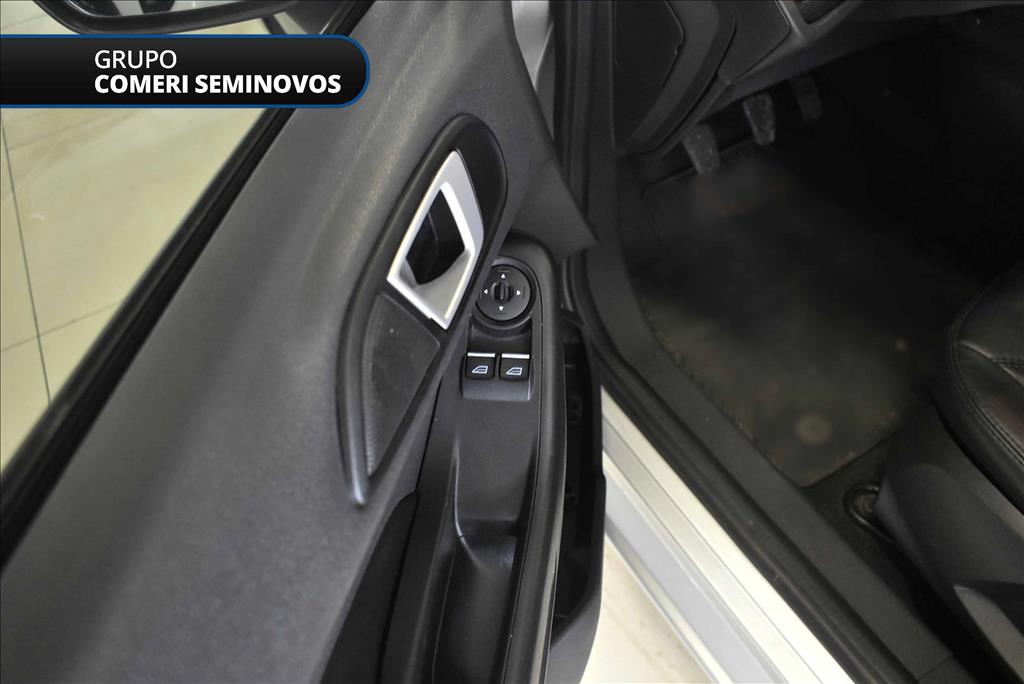 FIESTA 1.6 SE HATCH 16V FLEX 4P MANUAL10