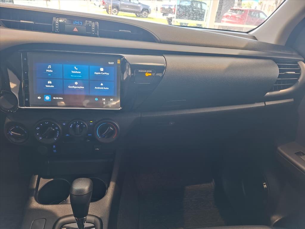 HILUX 2.8 D-4D TURBO DIESEL CD SRX 4X4 AUTOMÁTICO9