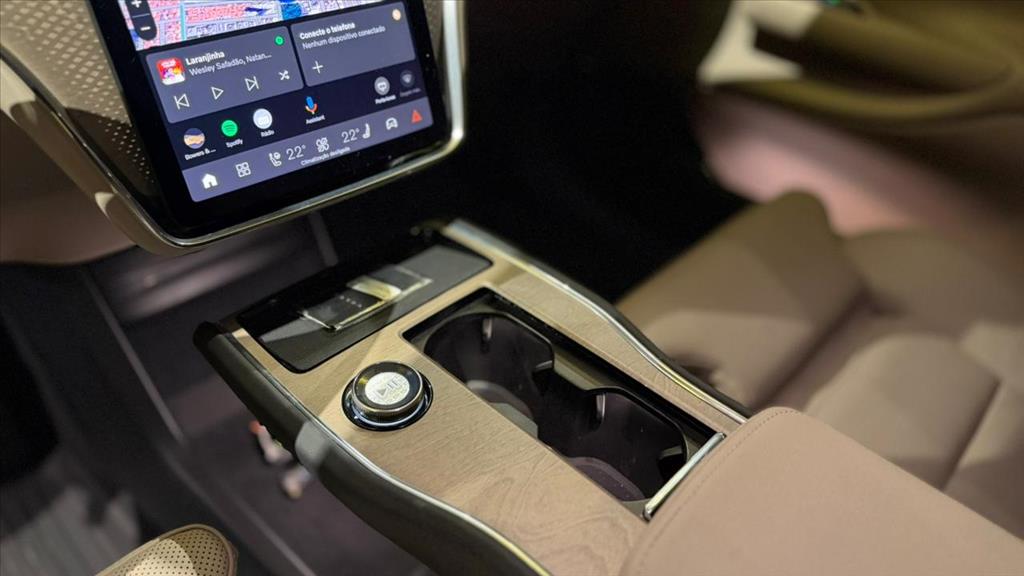 EX90 P8 RECHARGE TWIN ELECTRIC PERFORMANCE ULTRA AWD6