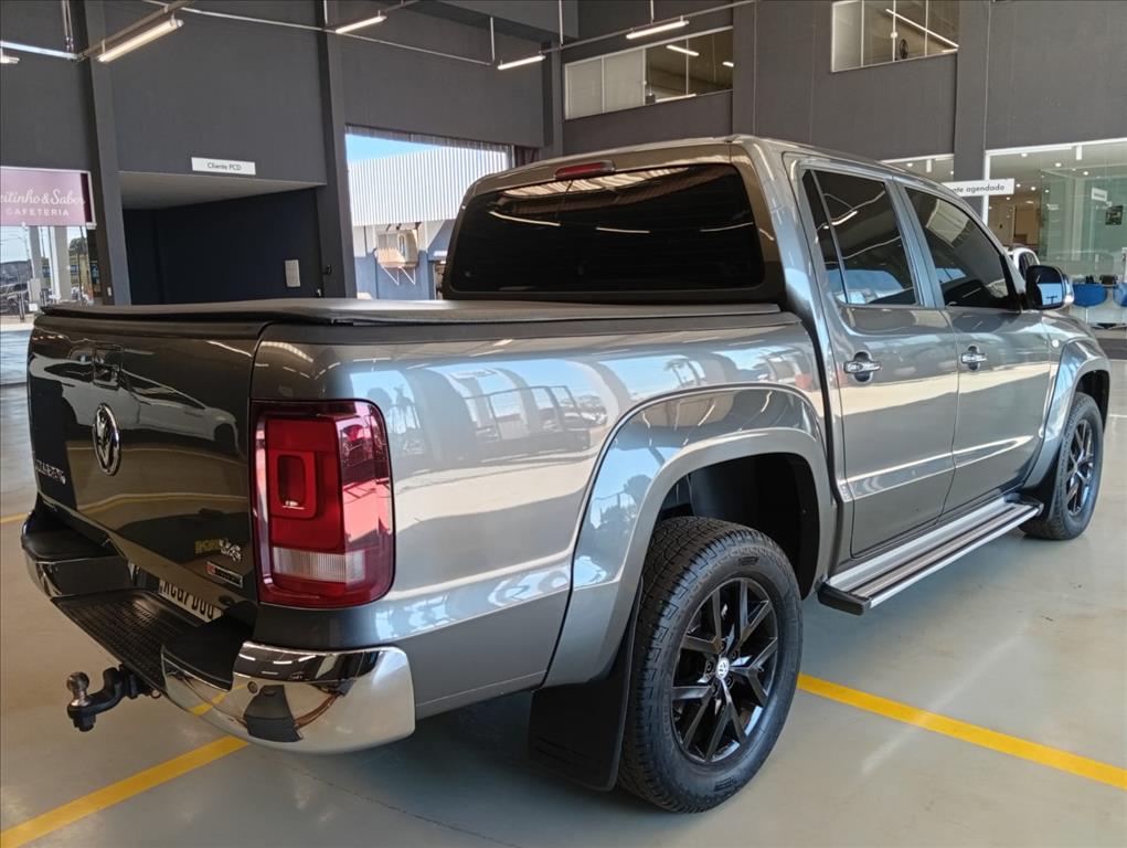 AMAROK 3.0 V6 TDI DIESEL HIGHLINE CD 4MOTION AUTOMÁTICO4