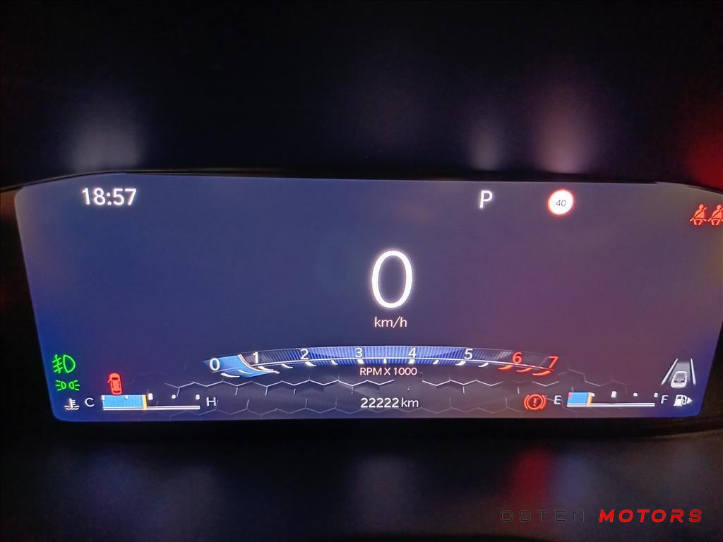 Jeep-COMMANDER-1.3 T270 TURBO FLEX LONGITUDE AT6