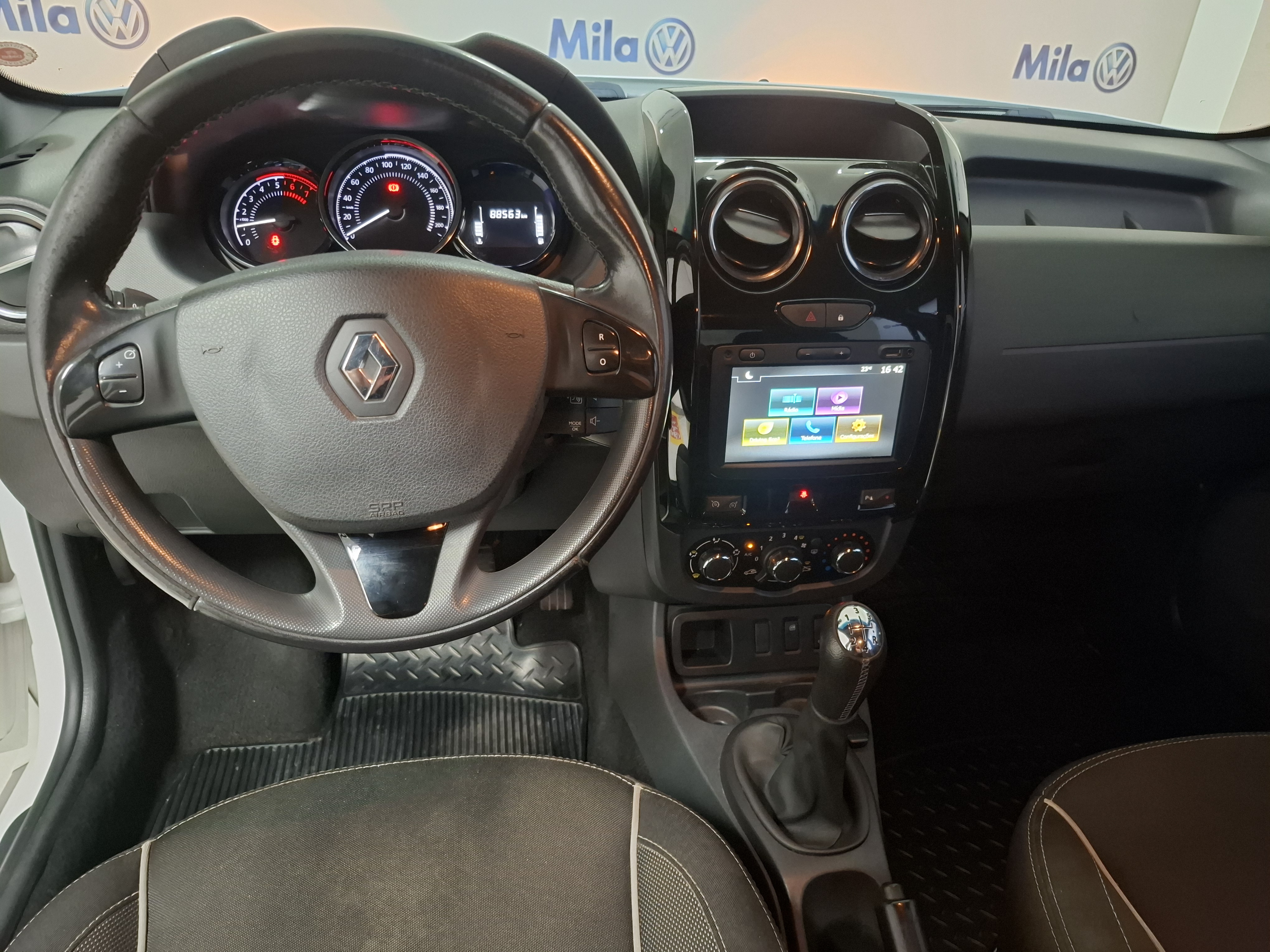 DUSTER OROCH 1.6 16V SCE FLEX DYNAMIQUE MANUAL3
