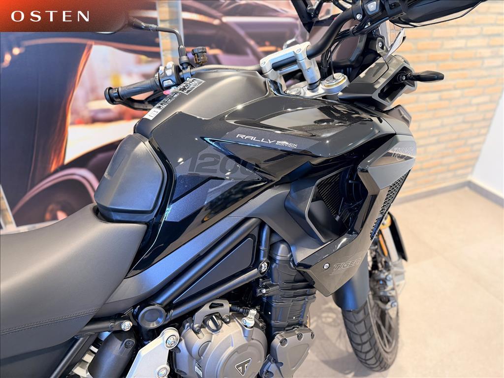 TRIUMPH-TIGER-1200 RALLY BLACK EDITION