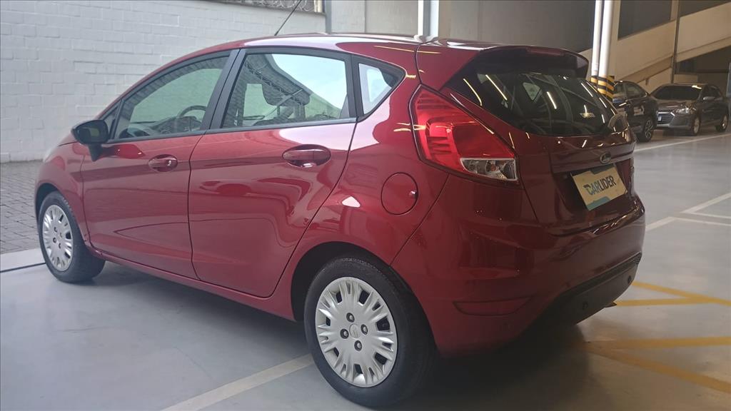 FIESTA 1.6 TI-VCT FLEX SE MANUAL6