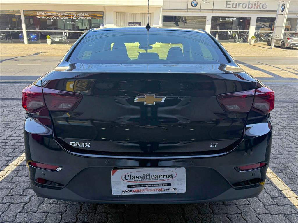 Chevrolet Onix Plus - 1.0 FLEX LT MANUAL