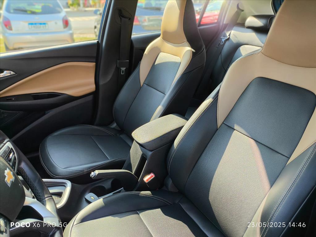 ONIX 1.0 TURBO FLEX PREMIER AUTOMÁTICO8