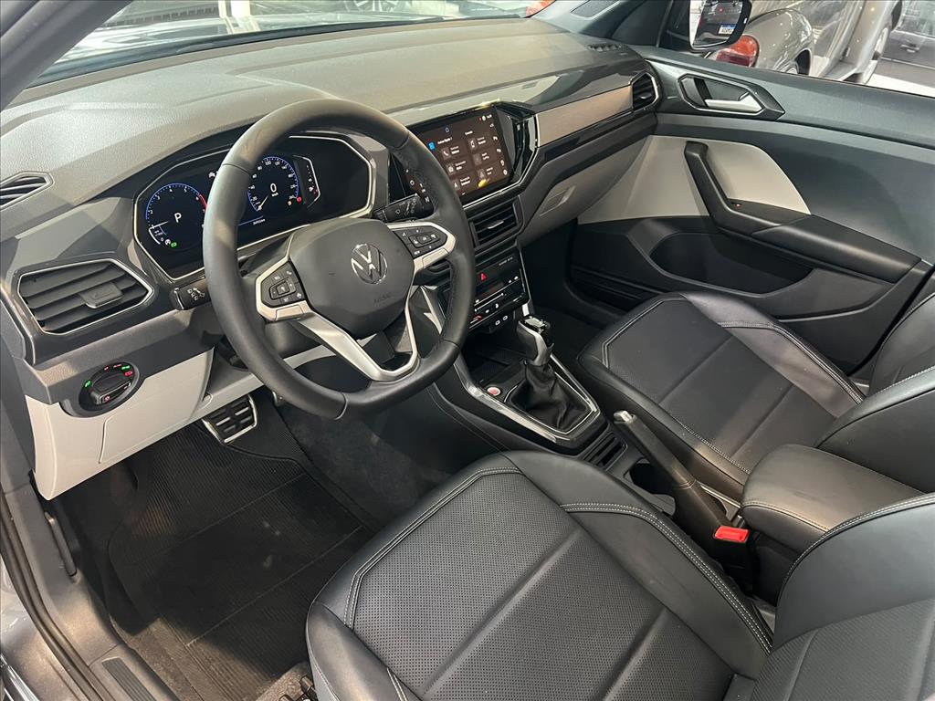 T-CROSS 1.4 250 TSI TOTAL FLEX HIGHLINE AUTOMÁTICO14