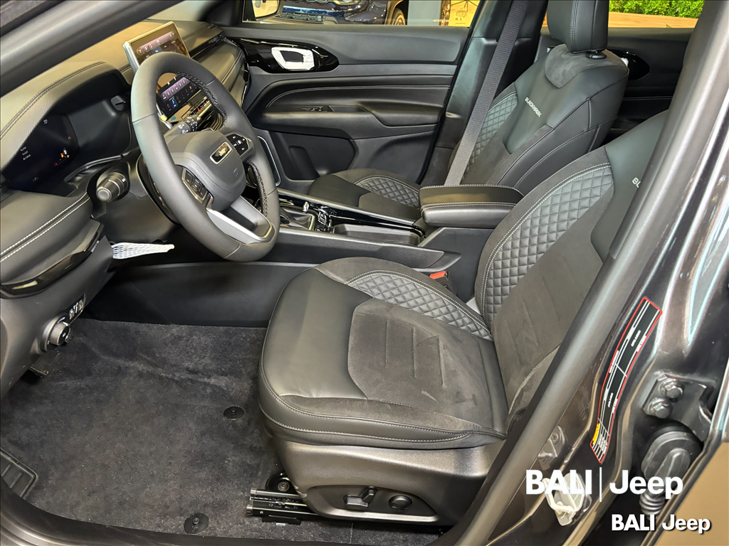 COMPASS 2.0 HURRICANE 4 TURBO GASOLINA BLACKHAWK AT910