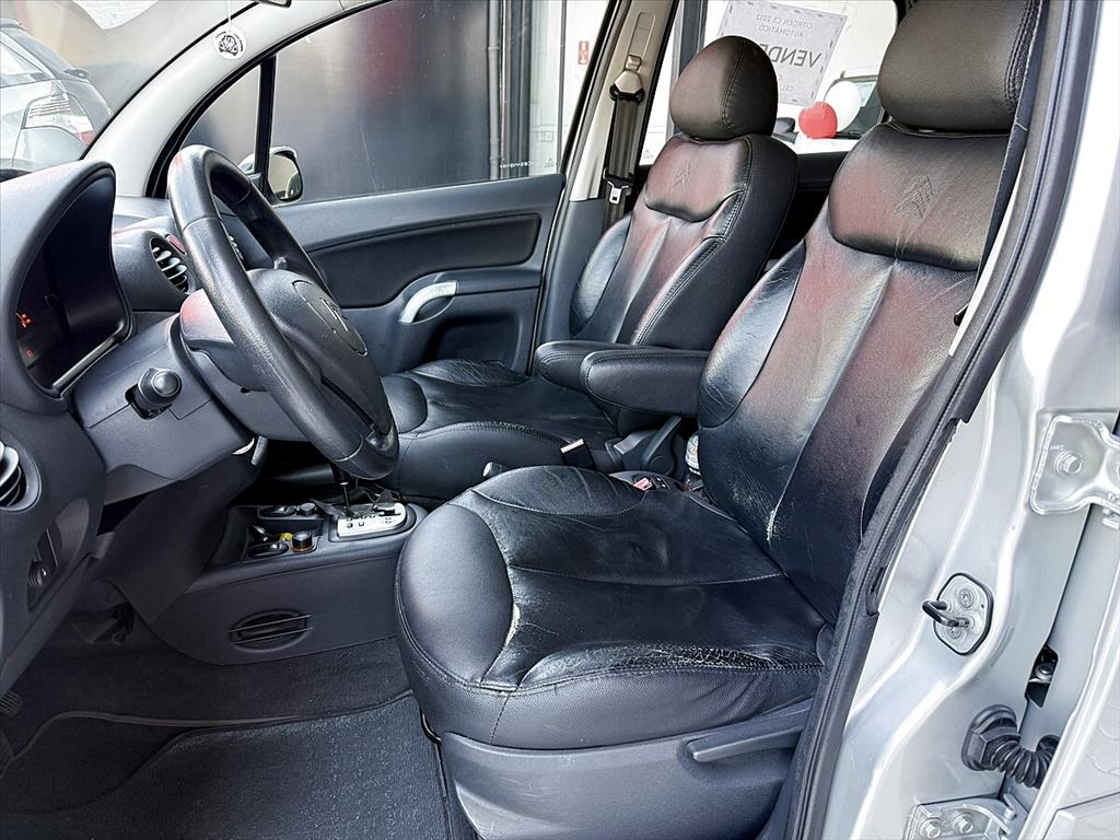 Citroën C3 - 1.6 EXCLUSIVE 16V FLEX 4P AUTOMÁTICO