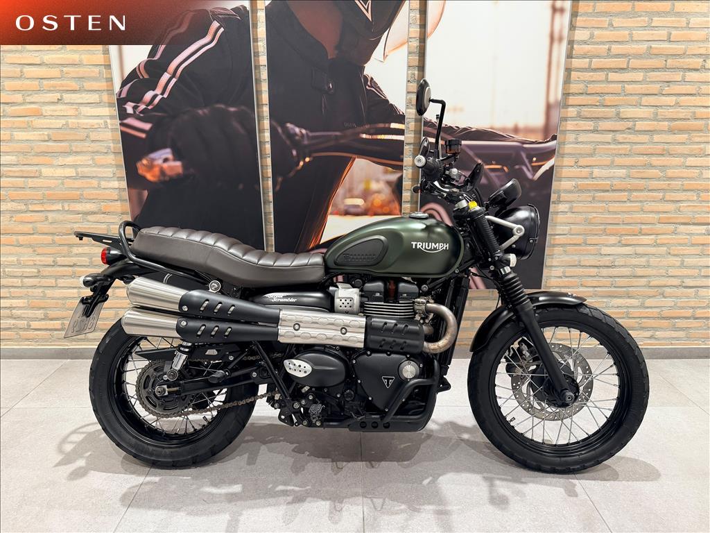 TRIUMPH-SCRAMBLER-STREET