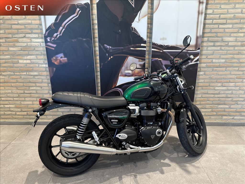 TRIUMPH-SPEED-TWIN 900