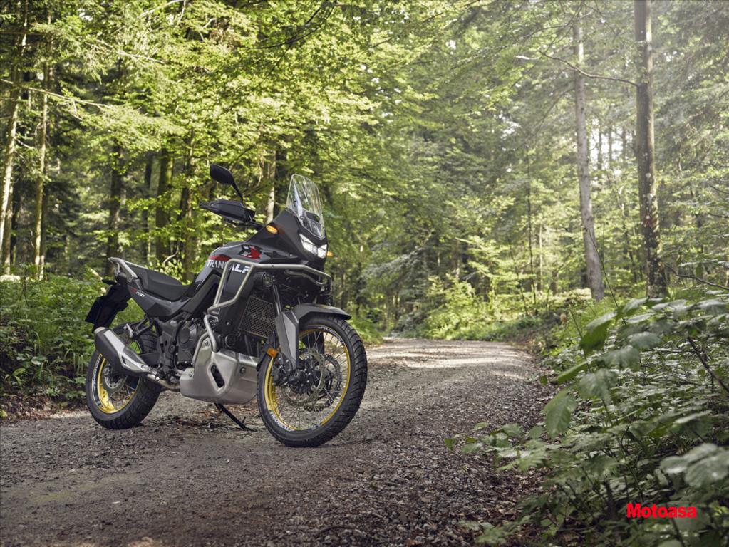 TRANSALP 750 ABS7