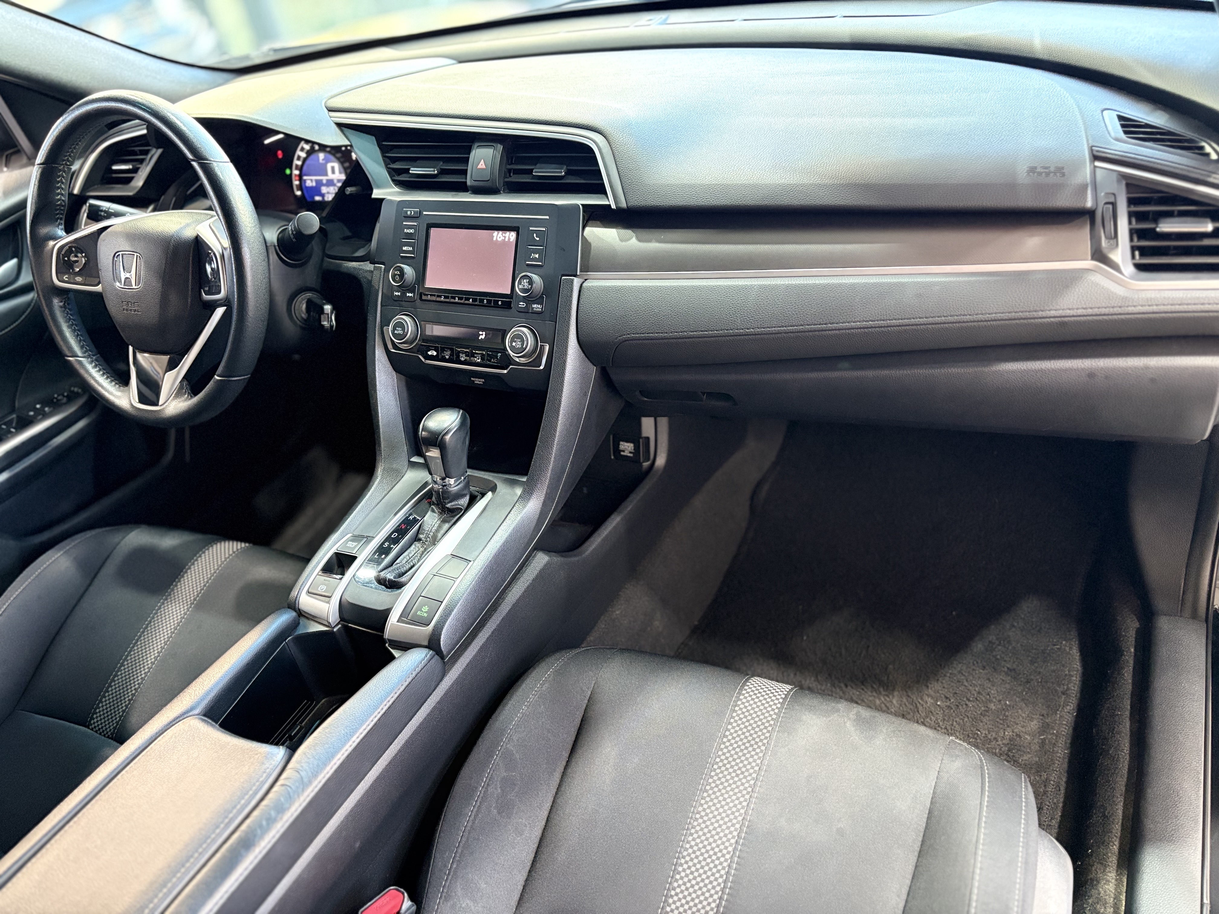 Honda-CIVIC-2.0 16V FLEXONE LX 4P CVT