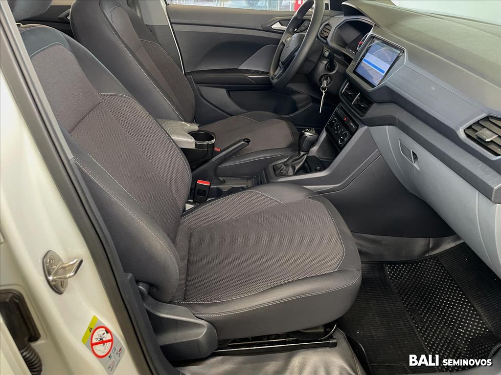 T-CROSS 1.0 200 TSI TOTAL FLEX SENSE AUTOMÁTICO16