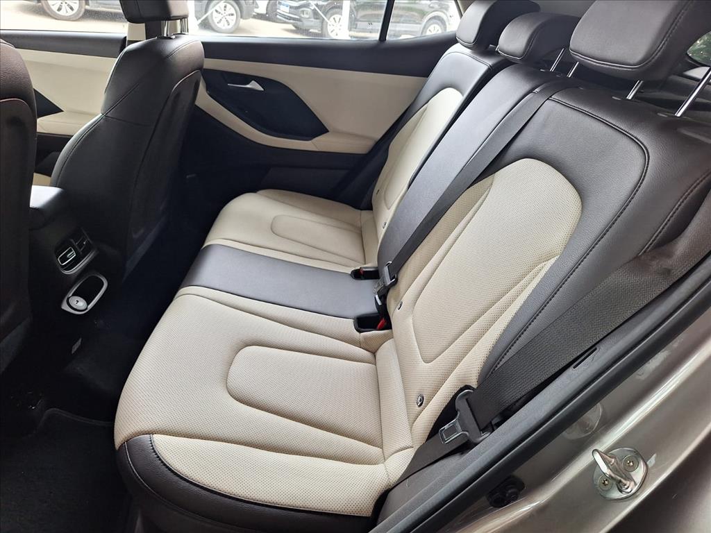 CRETA 2.0 FLEX ULTIMATE AUTOMÁTICO13