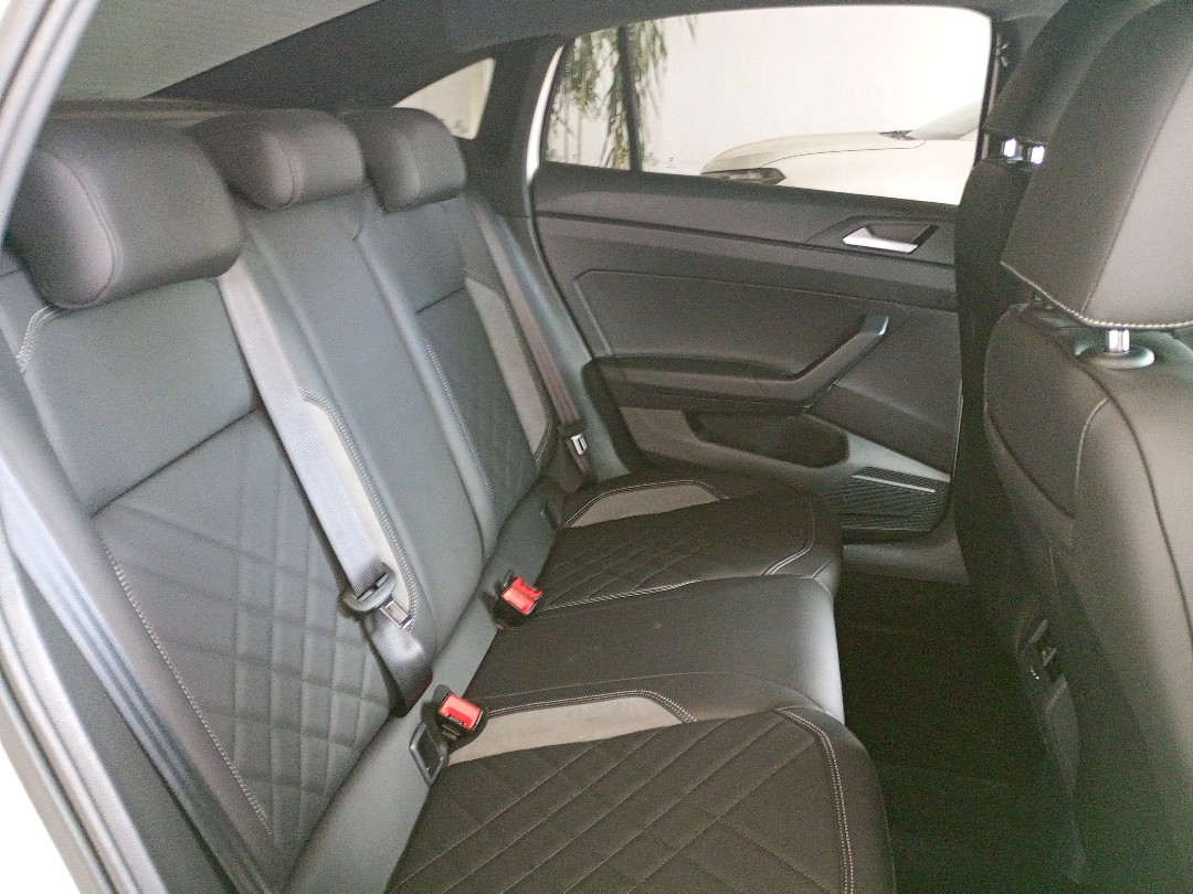 VIRTUS 1.4 250 TSI EXCLUSIVE AUTOMÁTICO14