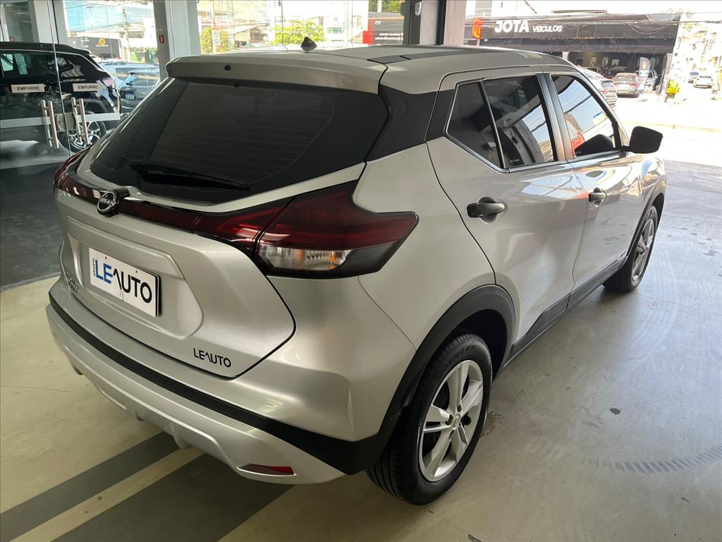 KICKS PLAY 1.6 16V FLEXSTART ACTIVE PLUS XTRONIC5