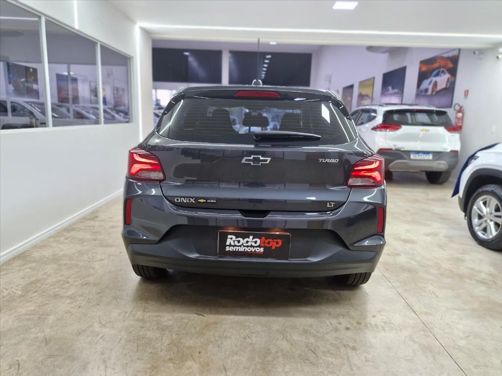 ONIX 1.0 TURBO FLEX LT AUTOMÁTICO