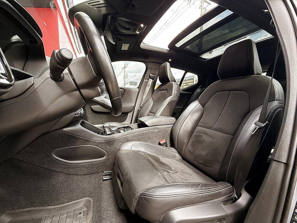 Volvo Xc40 - 1.5 T5 RECHARGE R-DESIGN GEARTRONIC