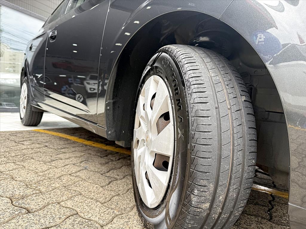 Chevrolet Onix - 1.4 MPFI LT 8V FLEX 4P MANUAL