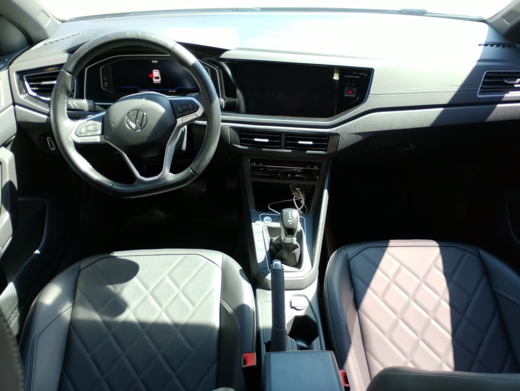 Volkswagen-VIRTUS-1.4 250 TSI EXCLUSIVE AUTOMÁTICO