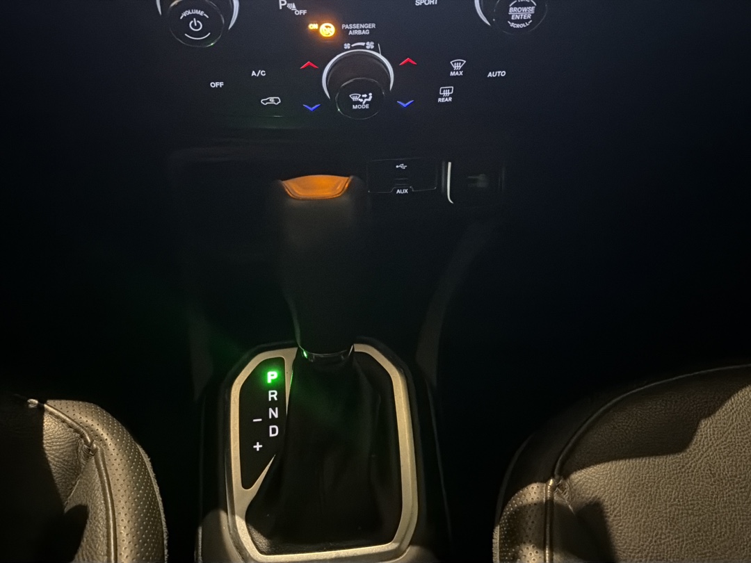 RENEGADE 1.8 16V FLEX LONGITUDE 4P AUTOMÁTICO12