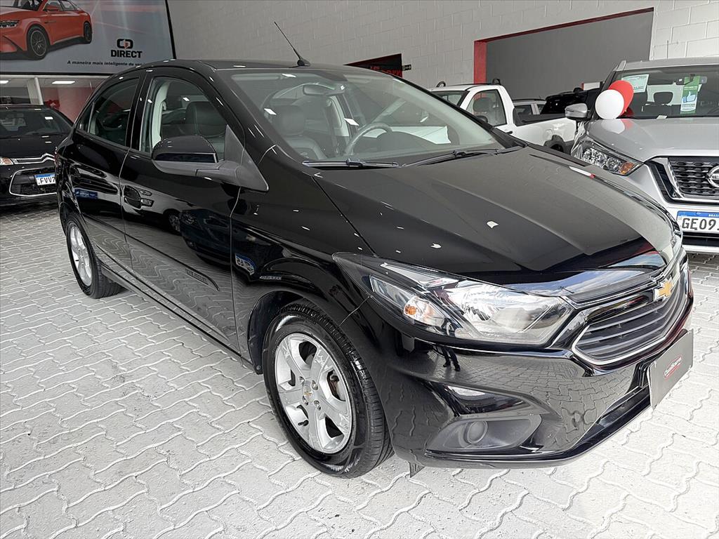 Chevrolet Onix - 1.4 MPFI LT 8V FLEX 4P MANUAL
