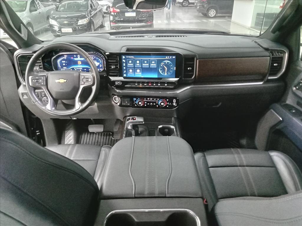 SILVERADO 5.3 V8 GASOLINA 1500 HIGH COUNTRY 4X4 AUTOMÁTICO9