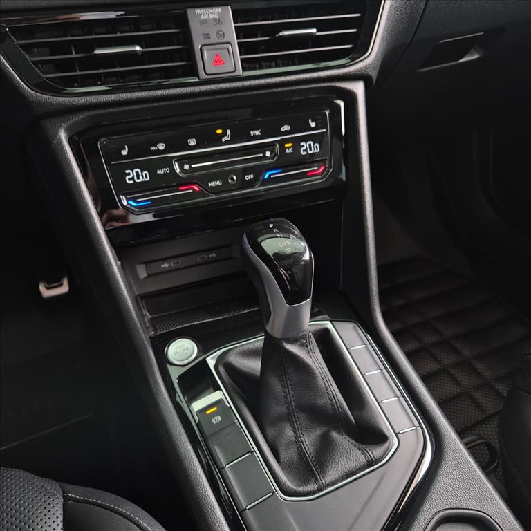 TAOS 1.4 250 TSI TOTAL FLEX HIGHLINE AUTOMÁTICO8