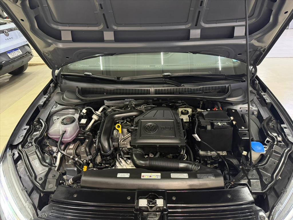VIRTUS 1.0 200 TSI HIGHLINE AUTOMÁTICO16