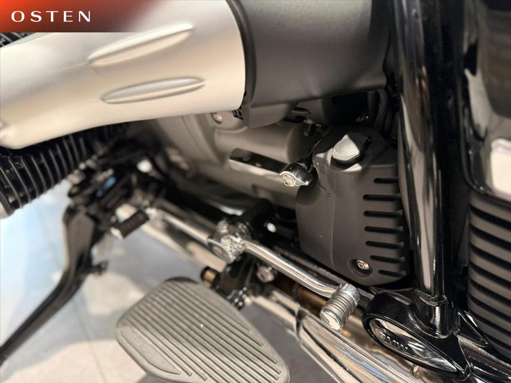 BMW Motorrad-R-18