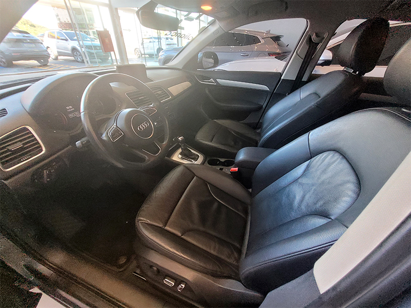 Q3 1.4 TFSI AMBIENTE FLEX 4P S TRONIC7