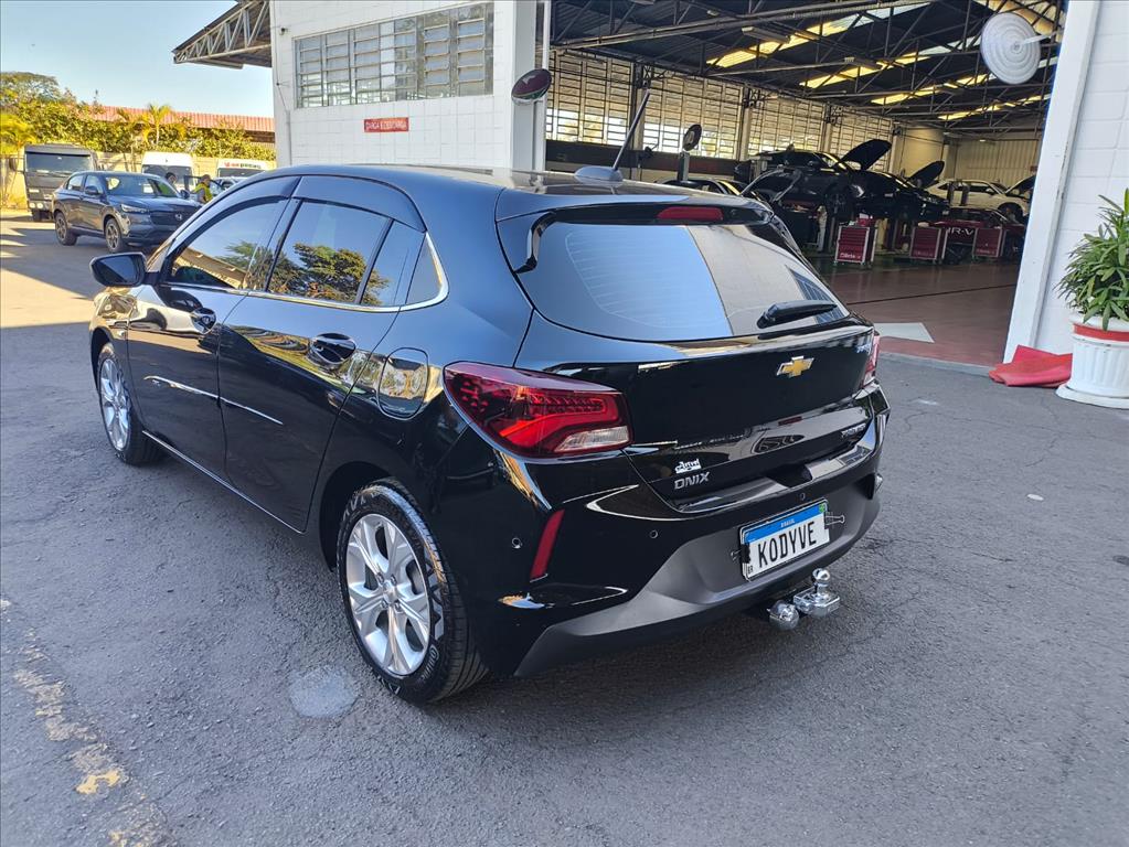 ONIX 1.0 TURBO FLEX PREMIER AUTOMÁTICO