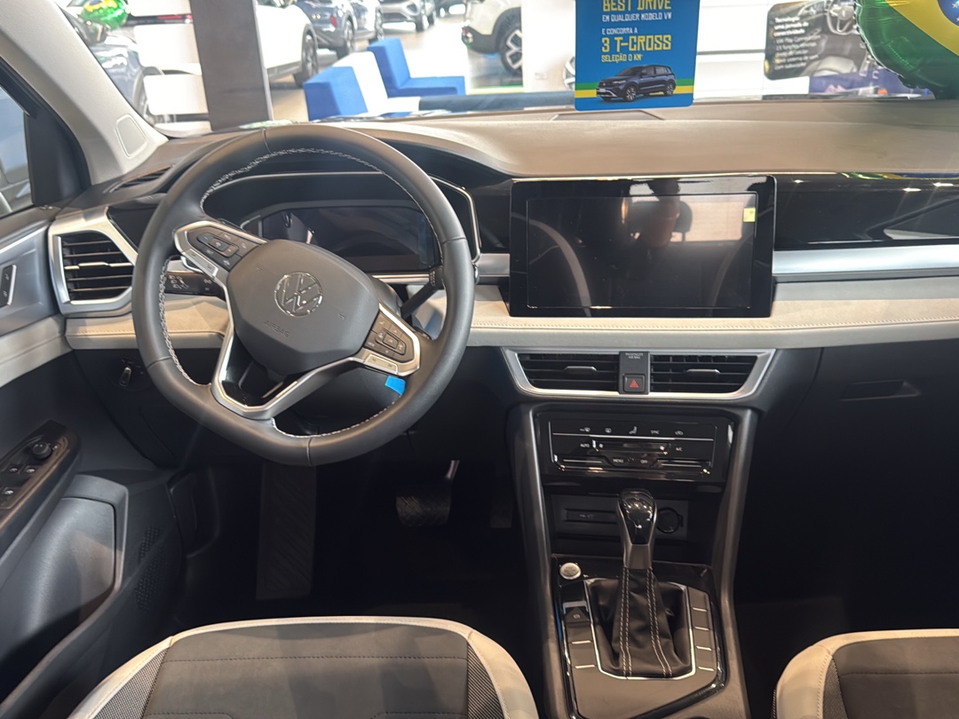 TAOS 1.4 250 TSI TOTAL FLEX COMFORTLINE AUTOMÁTICO4