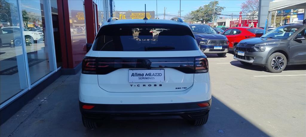 T-CROSS 1.4 250 TSI TOTAL FLEX HIGHLINE AUTOMÁTICO11