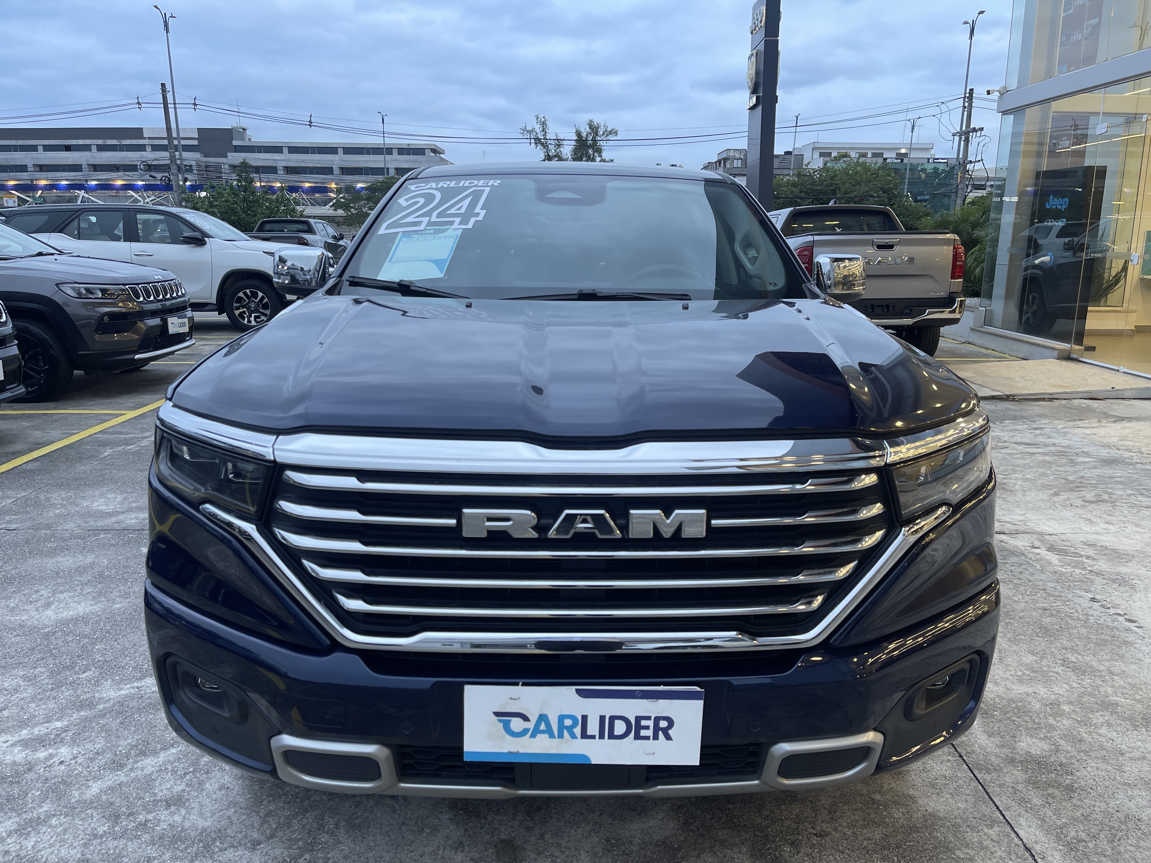 RAMPAGE 2.0 TURBO DIESEL LARAMIE 4X4 AUTOMÁTICO0