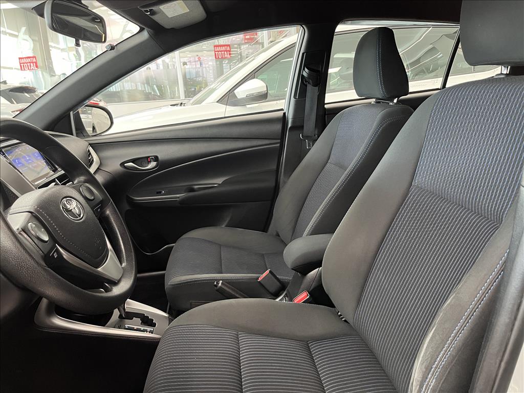 YARIS 1.5 16V FLEX XL PLUS CONNECT MULTIDRIVE5