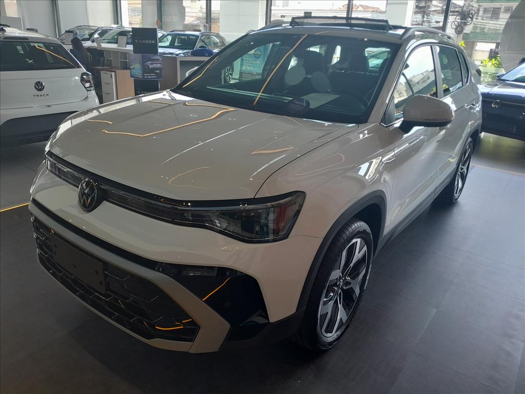 TAOS 1.4 250 TSI TOTAL FLEX HIGHLINE AUTOMÁTICO2