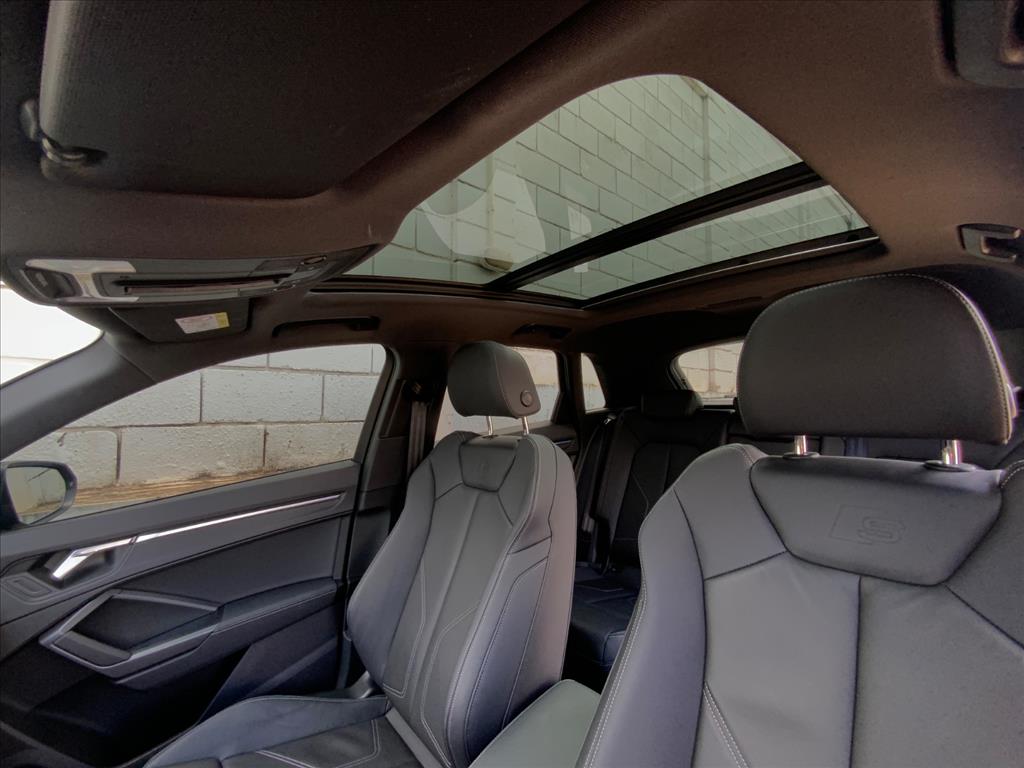 Audi-Q3-2.0 40 TFSI GASOLINA PERFORMANCE BLACK QUATTRO TIPTRONIC