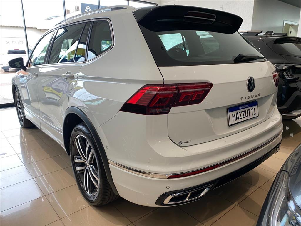 TIGUAN 2.0 300 TSI GASOLINA ALLSPACE R-LINE AUTOMÁTICO3