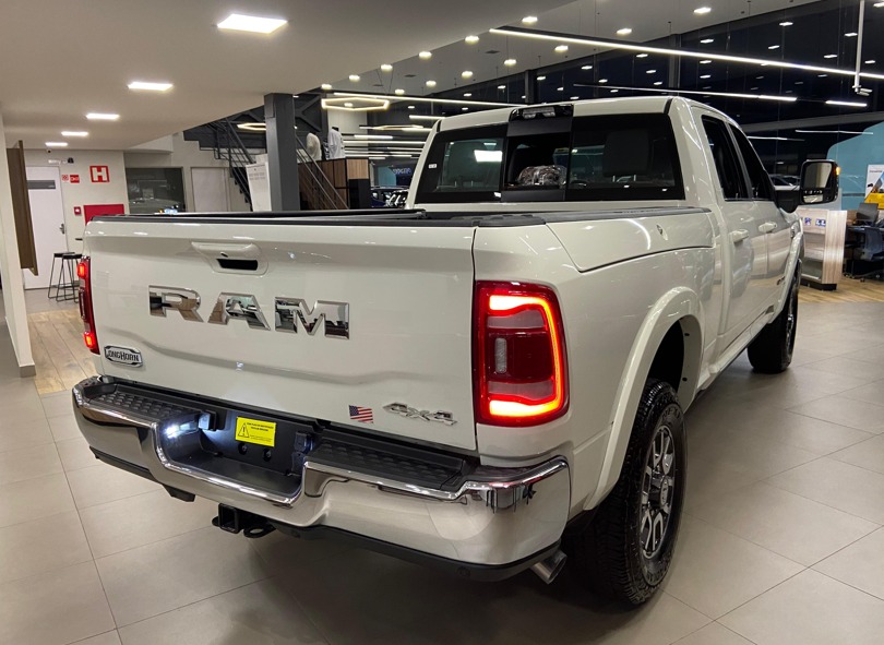 3500 6.7 I6 TURBO DIESEL LIMITED LONGHORN CD 4X4  AUTOMÁTICO3