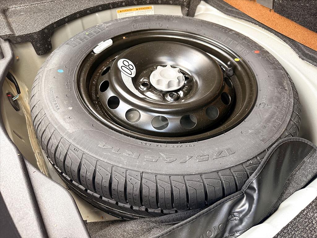 Toyota Yaris - 1.5 16V FLEX XL PLUS CONNECT MULTIDRIVE