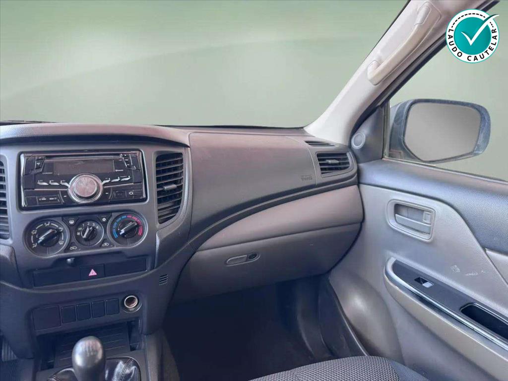 L200 TRITON 2.4 16V TURBO DIESEL SPORT HPE CD 4P 4X4 AUTOMÁTICO11