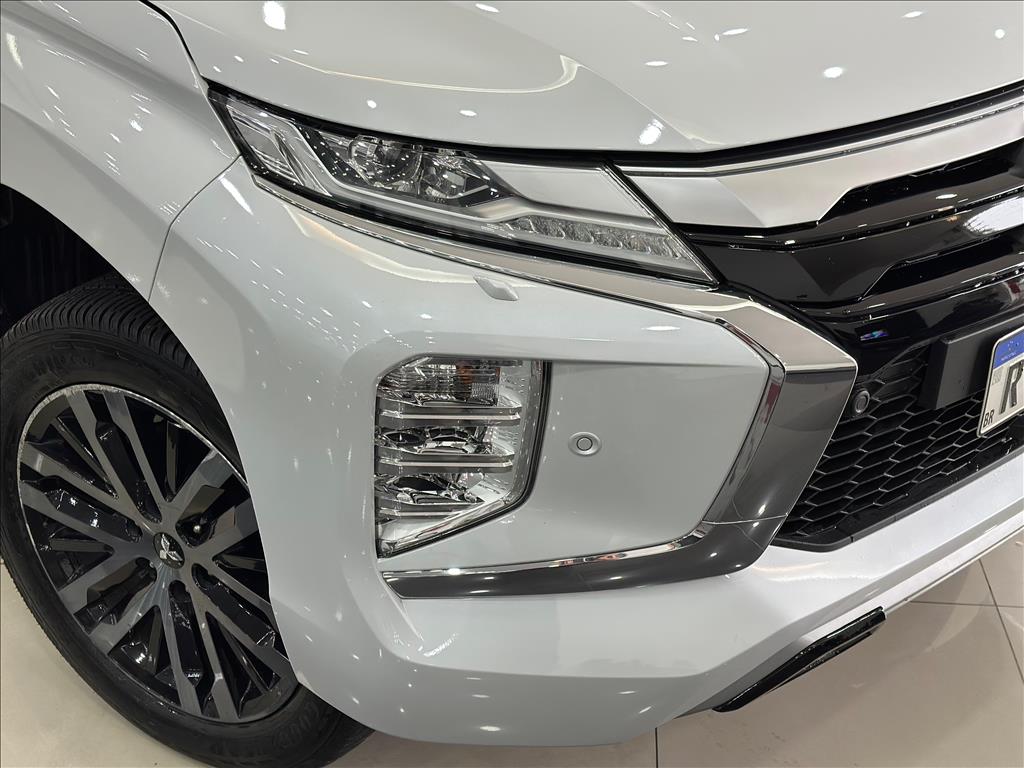 PAJERO SPORT 2.4 16V MIVEC TURBO DIESEL LEGEND AWD AUTOMÁTICO