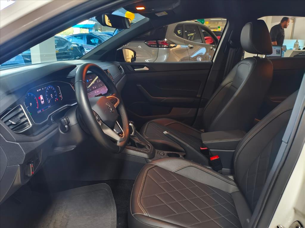 VIRTUS 1.4 250 TSI EXCLUSIVE AUTOMÁTICO8