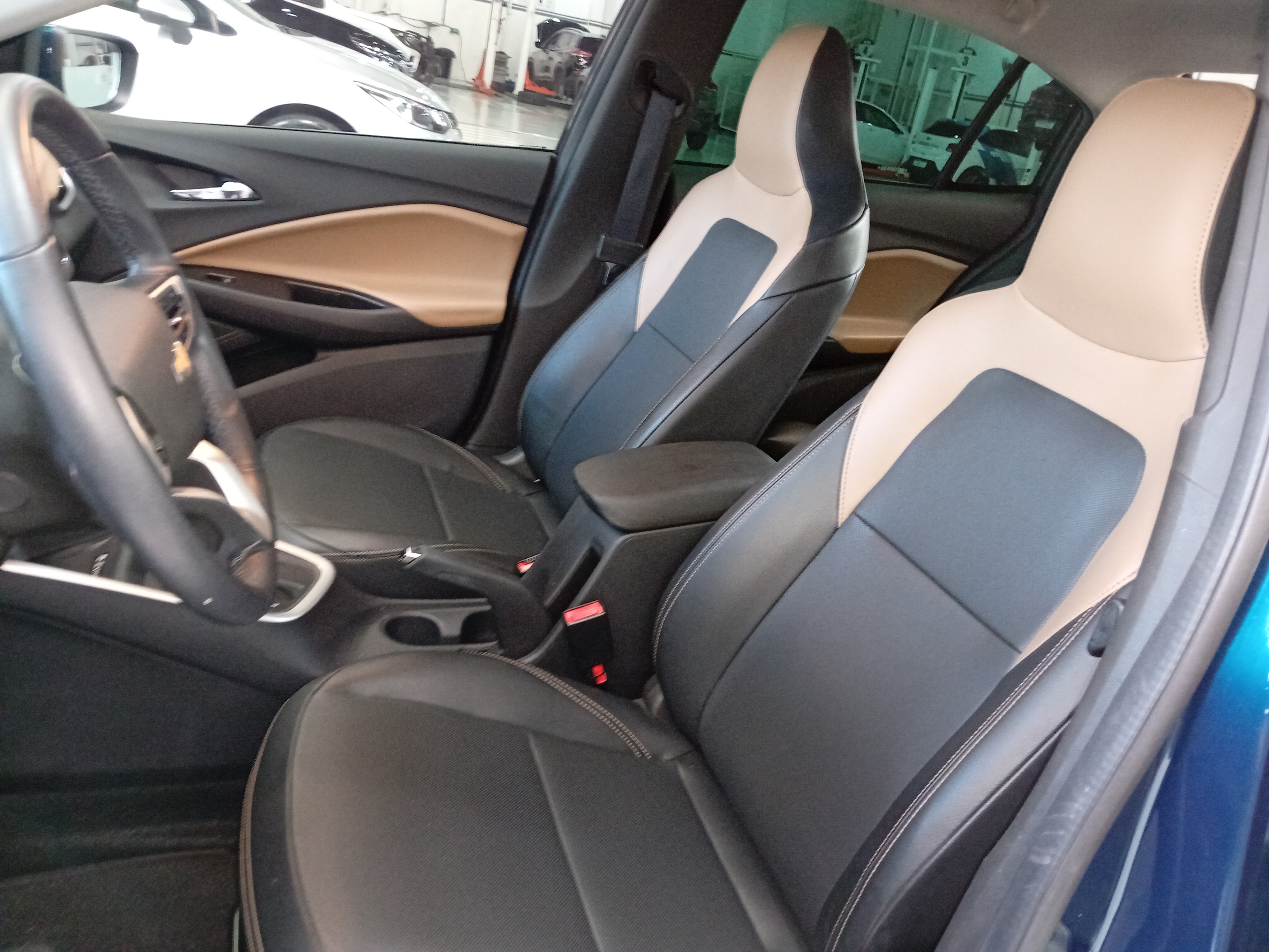 ONIX PLUS 1.0 TURBO FLEX PREMIER AUTOMÁTICO11
