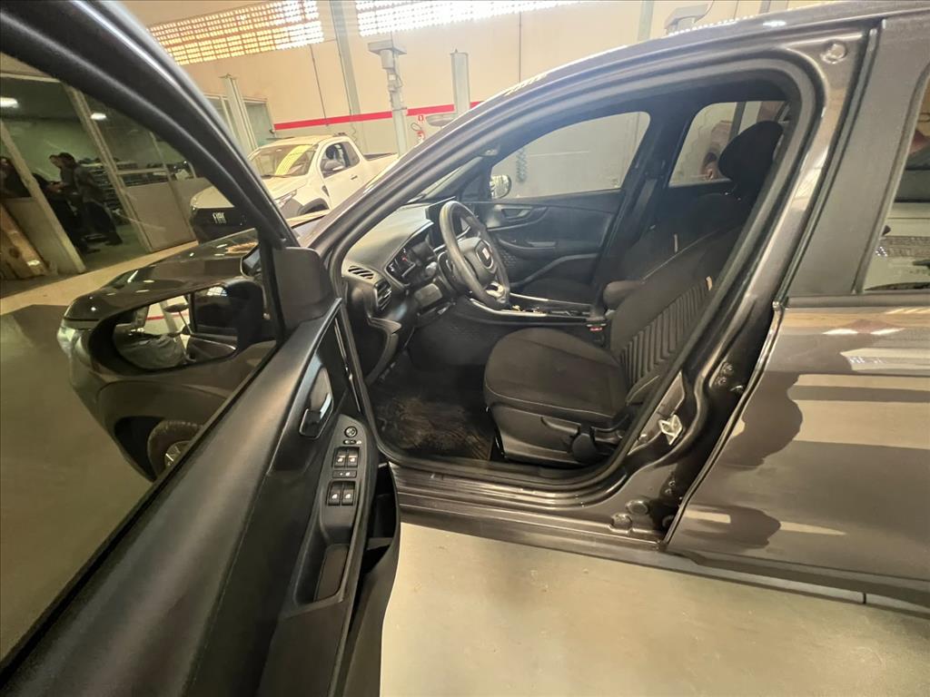 FASTBACK 1.0 TURBO 200 FLEX CVT4