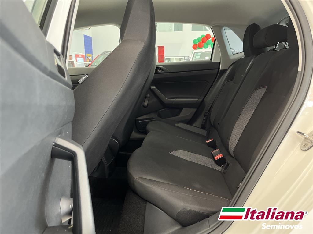 POLO 1.0 MPI TRACK MANUAL13