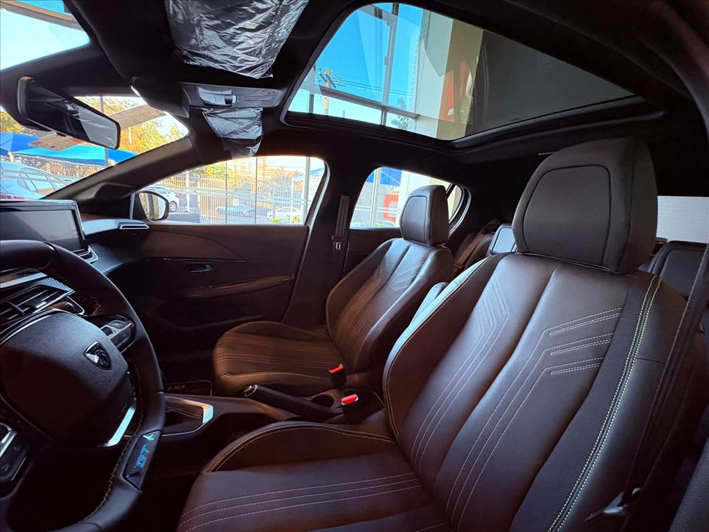 208 1.0 TURBO 200 FLEX GT CVT