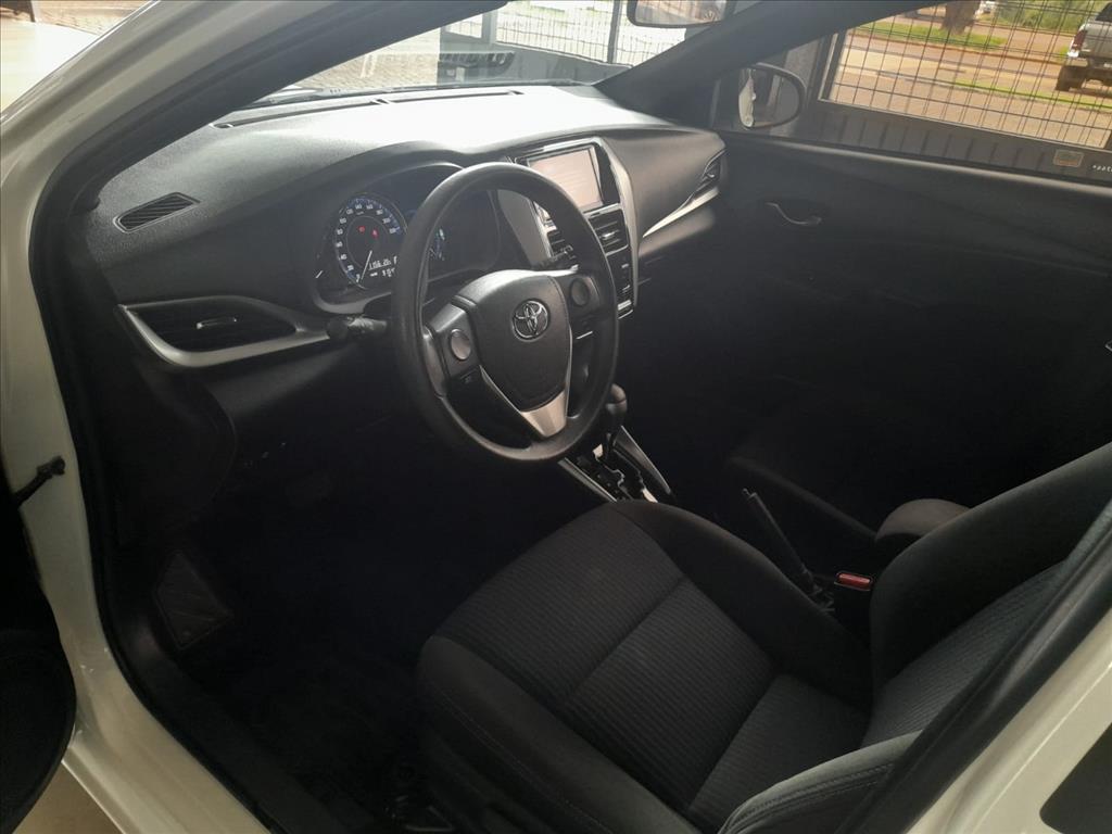 YARIS 1.3 16V FLEX XL PLUS TECH MULTIDRIVE6